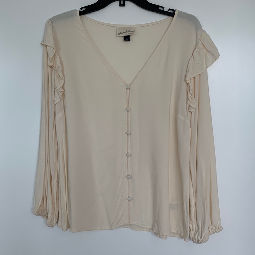 Universal Thread ruffle blouse